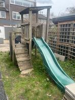 Houten speelhuis met glijbaan en klimmuur, Ophalen, Gebruikt, Hout