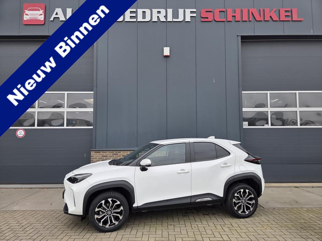 Toyota Yaris Cross 1.5 Hybrid Dynamic (bj 2024, automaat), Stof, Gebruikt, 116 pk, Wit