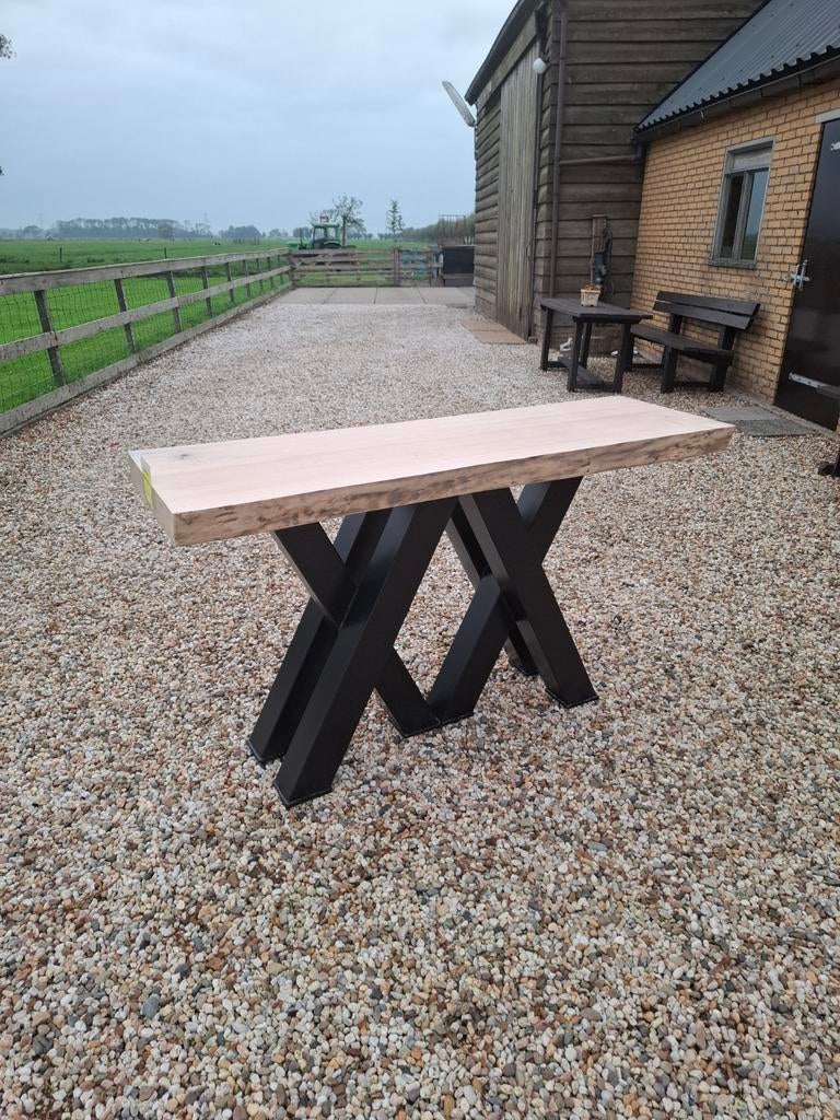 Stoere sidetable met boomstamblad, Huis en Inrichting, Tafels | Sidetables, 100 tot 150 cm, Nieuw, Ophalen, Overige houtsoorten