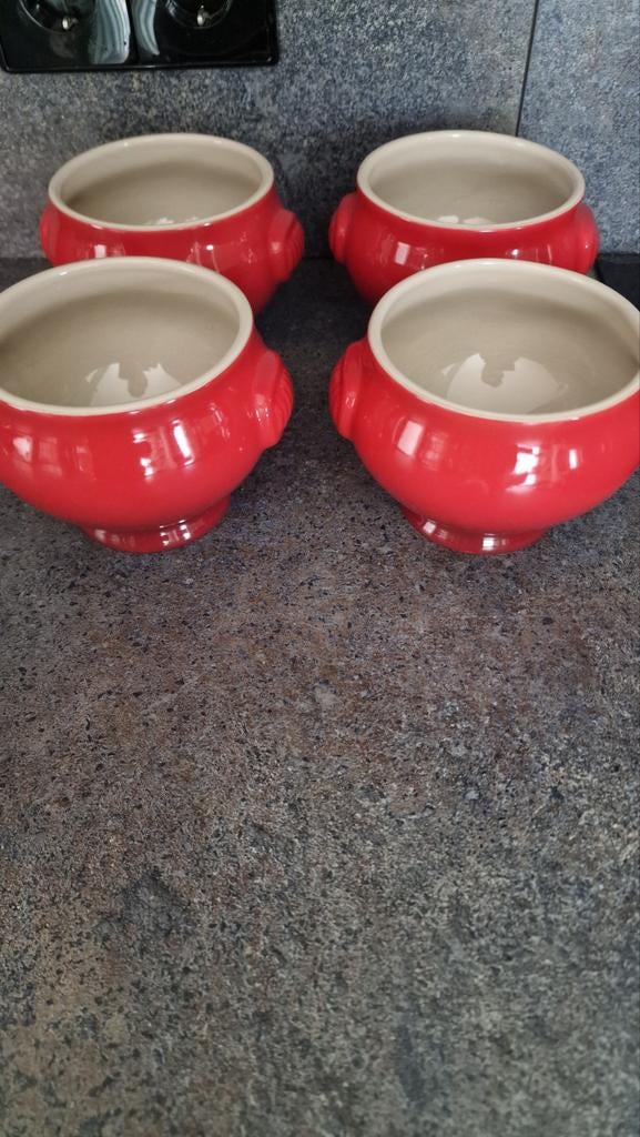 Le Creuset Soepkommen /soep terrines Rood - Set van 4, Ophalen of Verzenden, Zo goed als nieuw, Kom(men), Overige stijlen