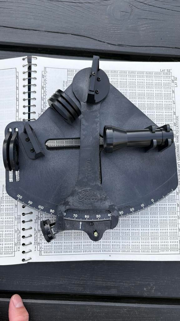 Sextant met navigatietabellen, Ophalen of Verzenden, Gebruikt, Overige typen