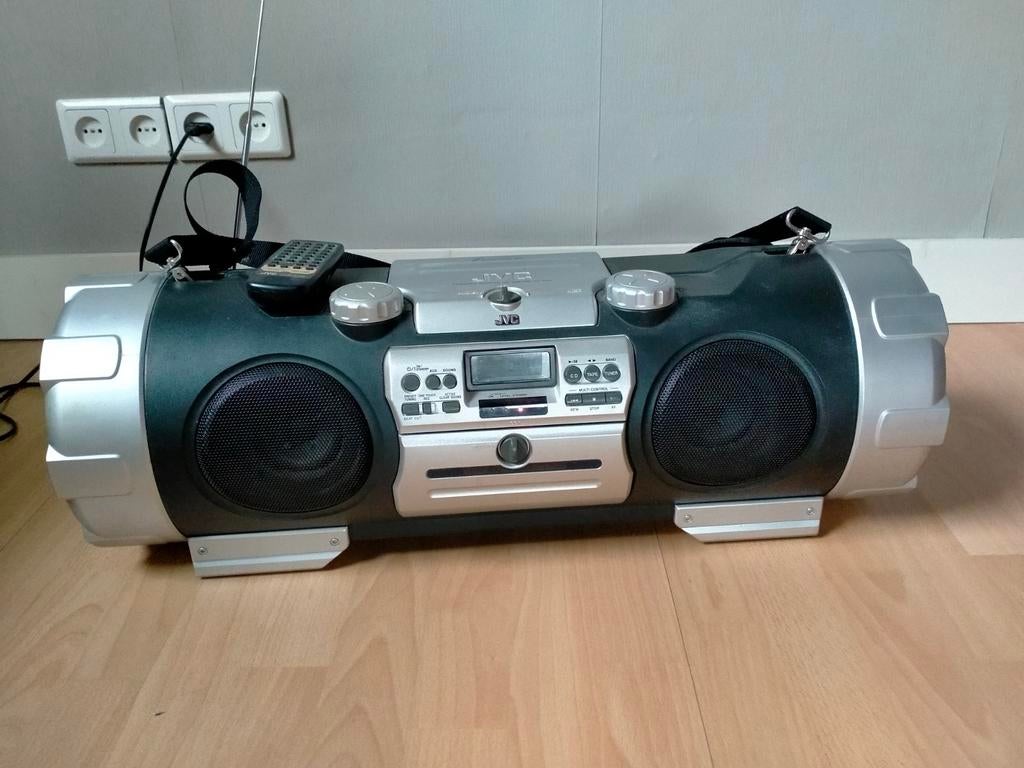 JVC Powered woofer cd system RV -B99. Breedte 69 cm., Audio, Tv en Foto, Radio's, Ophalen