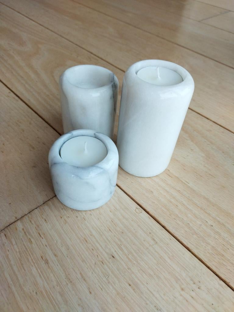 Drie marmeren kaarsenstandaarden, Huis en Inrichting, Ophalen of Verzenden, Overige materialen, Minder dan 25 cm