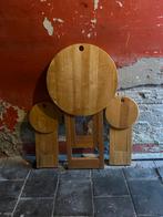 2 x Suzy Stool + tafel, Adrian Reed for Princes Design Ltd, Ophalen