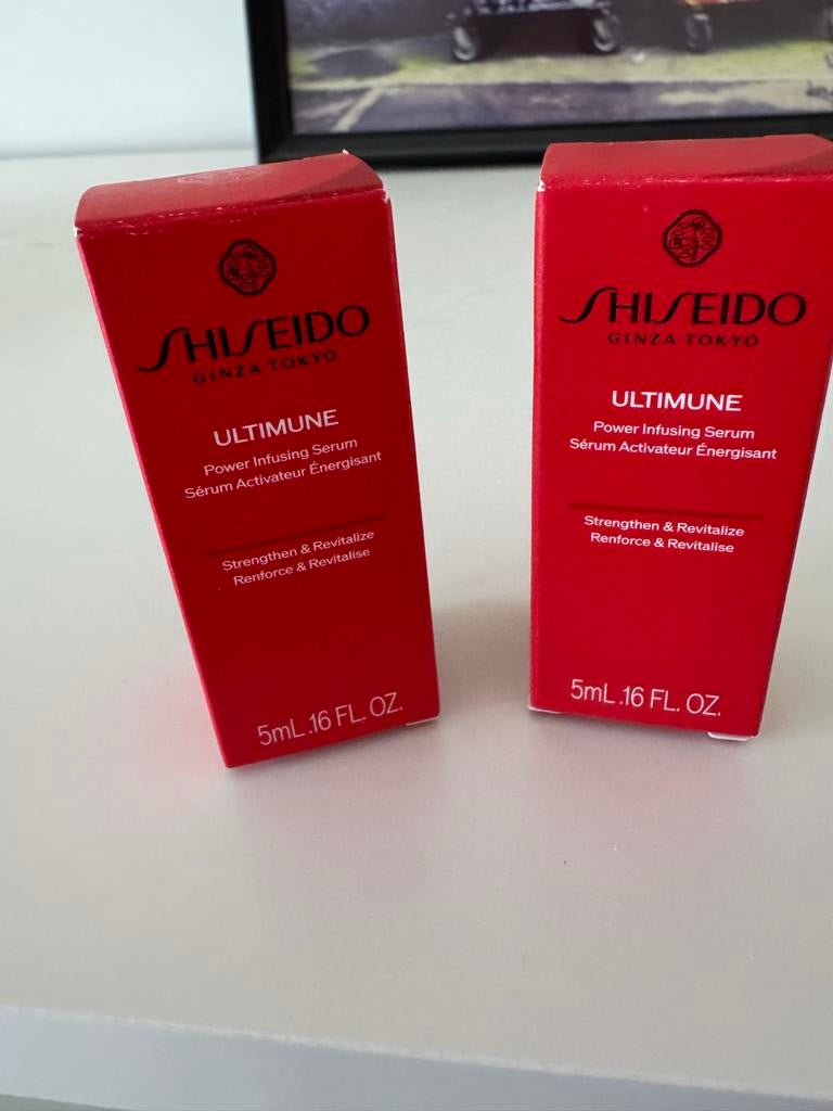 2x Shiseido Ultimune Power Infusing Serum 5ml, Sieraden, Tassen en Uiterlijk, Uiterlijk | Gezichtsverzorging, Ophalen of Verzenden