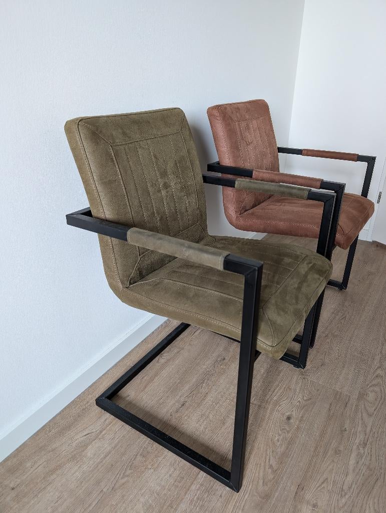4 Suede industriële eetkamer stoelen, Ophalen, Gebruikt, Overige kleuren, Overige materialen