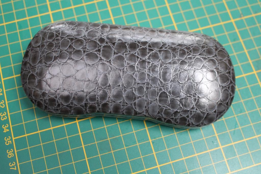 oude brillenkoker  ,, Ophalen of Verzenden