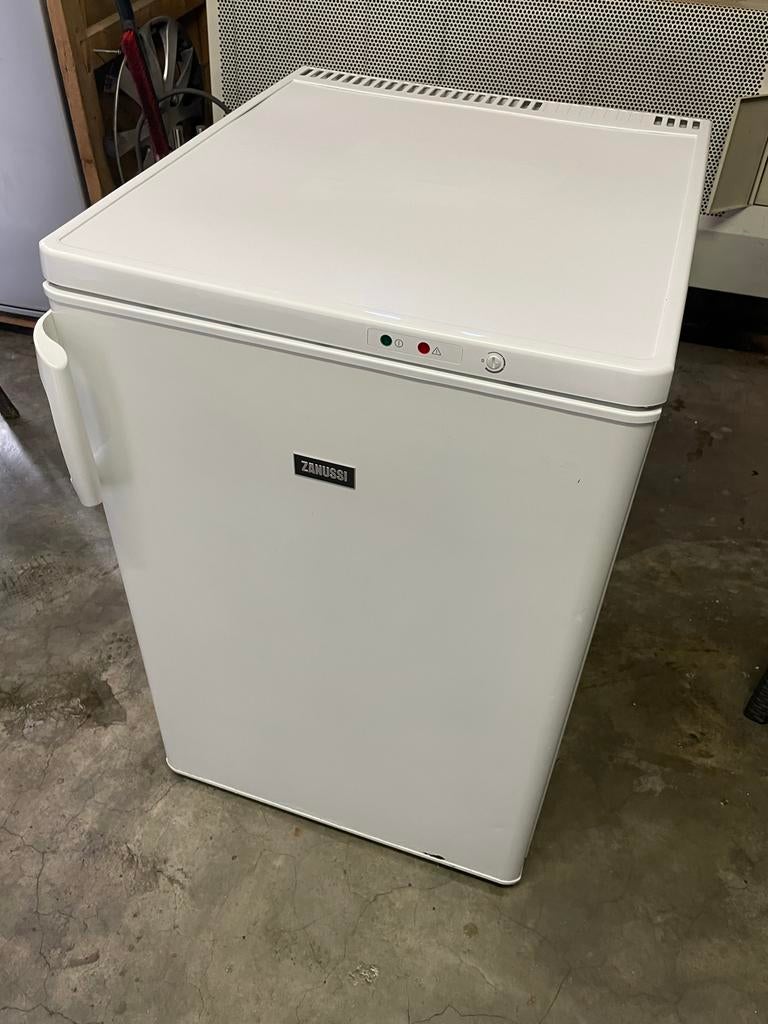 Zanussi Vrieskast - Compact en Energiezuinig, Gebruikt, Minder dan 60 cm, Ophalen of Verzenden, Vrijstaand