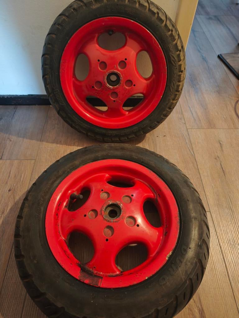 Piaggio zip sp h2o achtervelg motorvelg sp98 velg type 3, Ophalen of Verzenden, Zo goed als nieuw, Overige typen