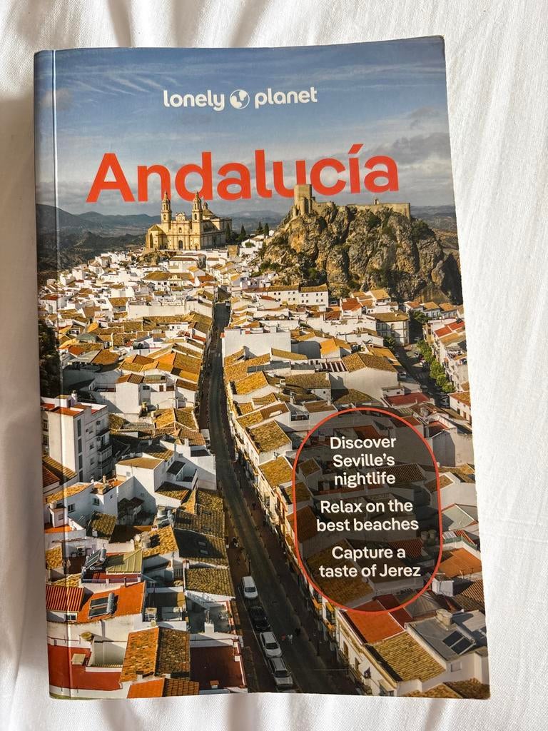 Lonely Planet Andalucia Reisgids - Ontdek Spanje, Boeken, Reisgidsen, Lonely Planet, Europa, Ophalen of Verzenden, Zo goed als nieuw