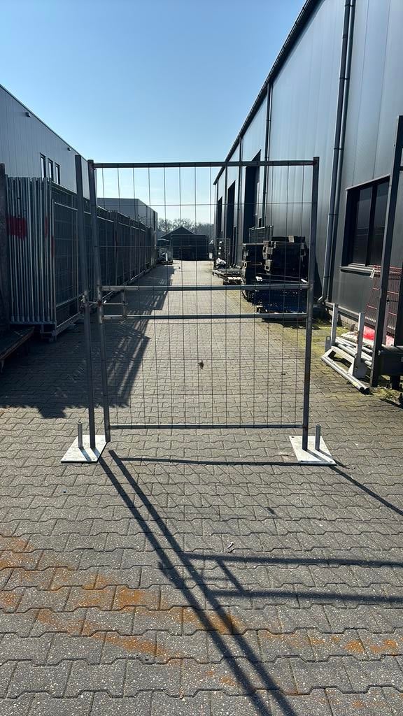 Bouwhek enkele deur, Ophalen