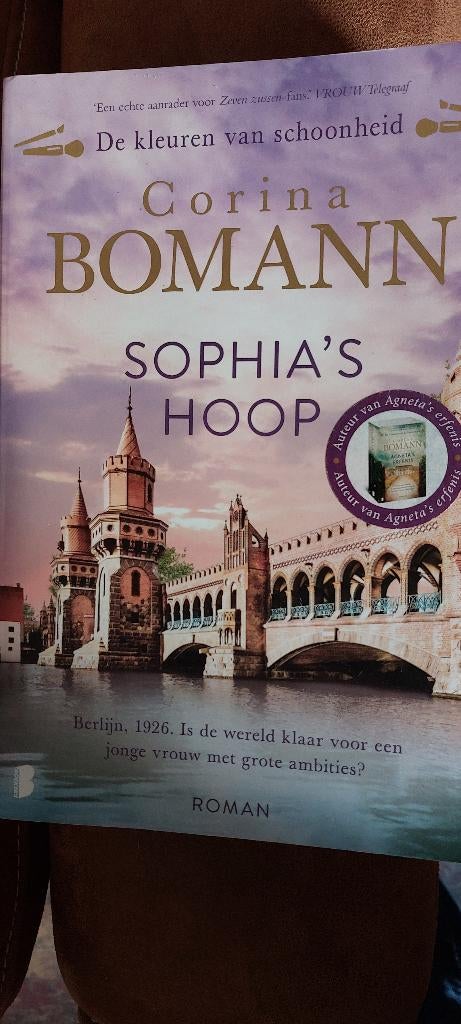 Sophia's Hoop, Boeken, Ophalen of Verzenden, Zo goed als nieuw, Corina Bomann