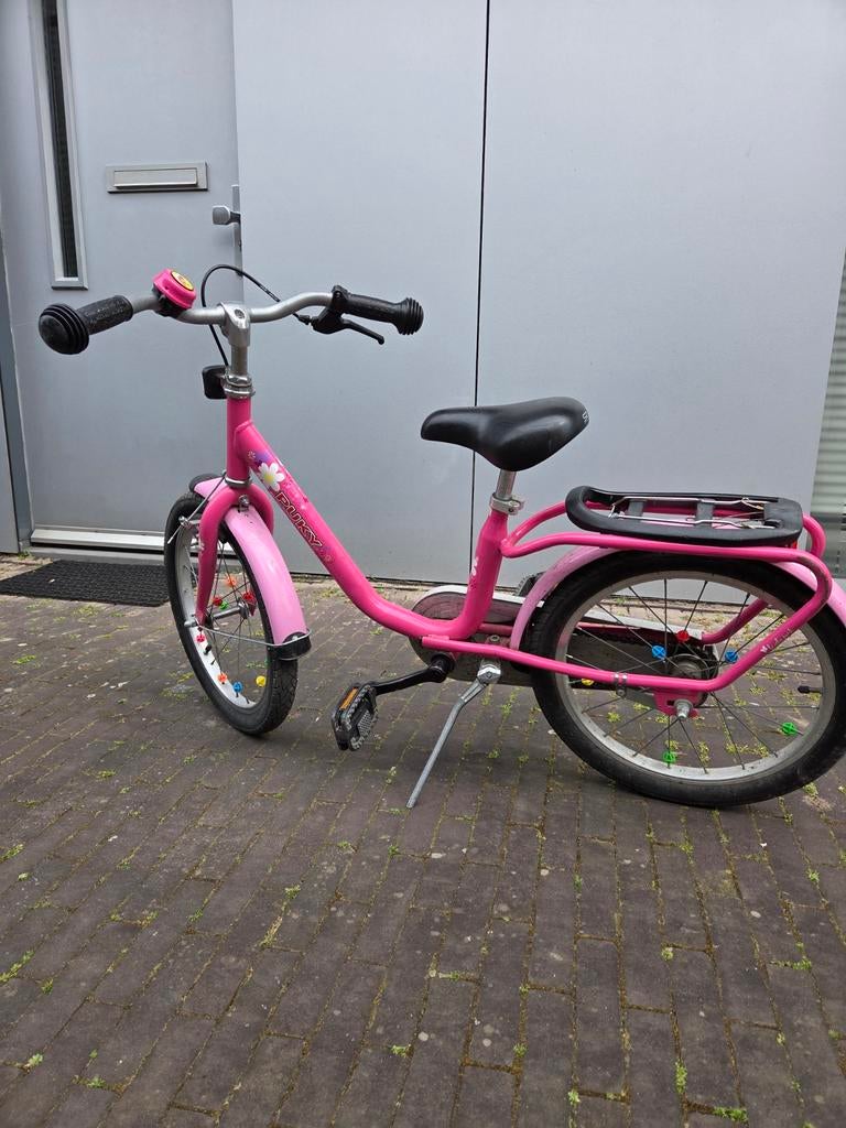Roze kinderfiets 16 inch met bagagedrager, Fietsen en Brommers, Fietsen | Kinderfietsjes, Ophalen, Gebruikt, 16 tot 20 inch, Puky