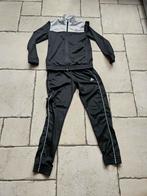 Adidas trainingspak zwart/wit maat 152, Ophalen of Verzenden, Zo goed als nieuw, Adidas, Jongen