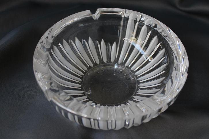 Zwaar handgeslepen loodkristal asbak – Nachmann/Beyer stijl, Antiek en Kunst, Antiek | Glas en Kristal, Ophalen of Verzenden