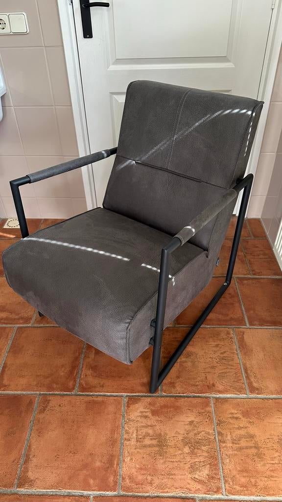 Fauteuil van XOOON, donkergrijs, Ophalen, XOOON, Zo goed als nieuw, 75 tot 100 cm