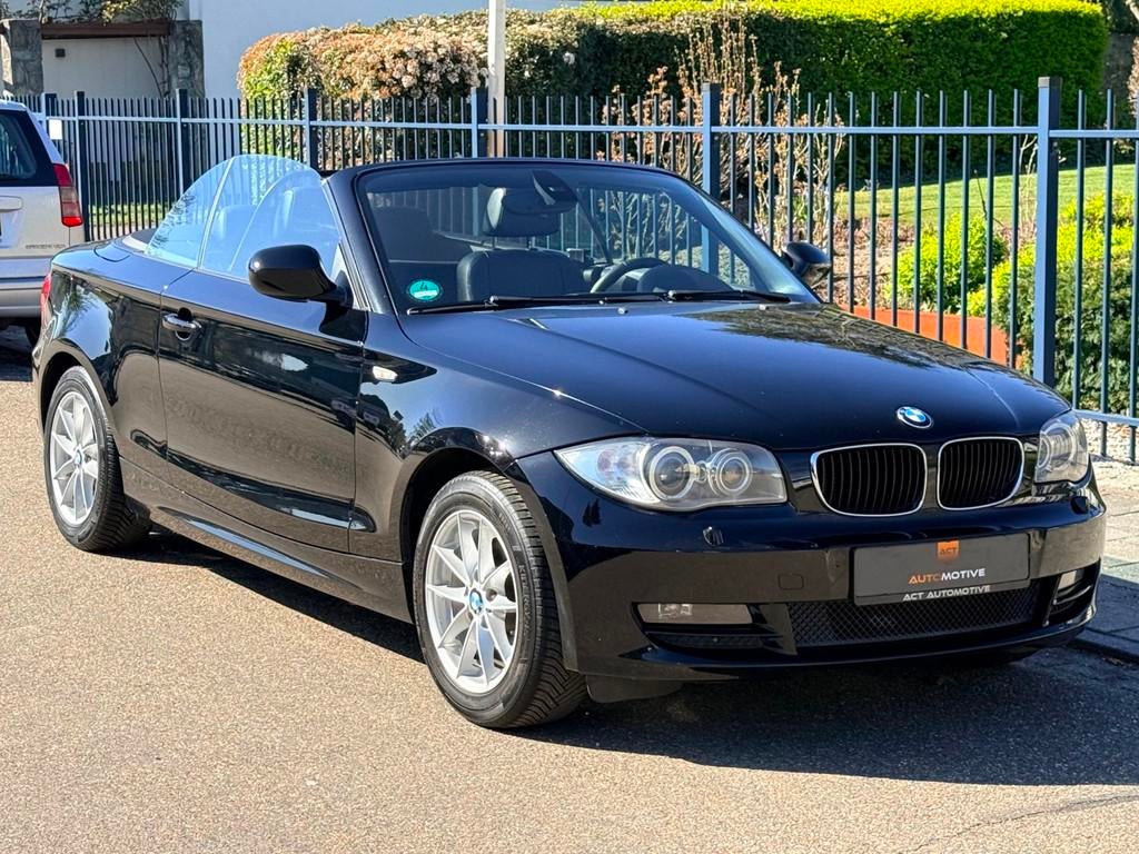 BMW 1-serie Cabrio 118i E88 Executive Automaat 2010, Auto's, BMW, Bedrijf, Te koop, 1-Serie, ABS, Airbags, Airconditioning, Bi-Xenon koplampen