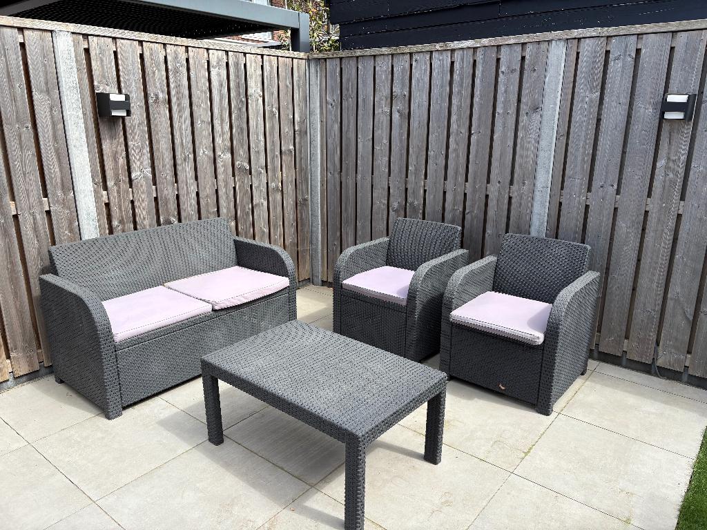Tuinset!, Tuin en Terras, Tuinsets en Loungesets, Ophalen, 4 zitplaatsen, Kunststof, Gebruikt