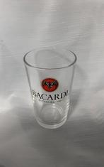 BACARDI glas, rode logo (#11), Verzamelen, Ophalen of Verzenden, Zo goed als nieuw, Borrel- of Shotglas