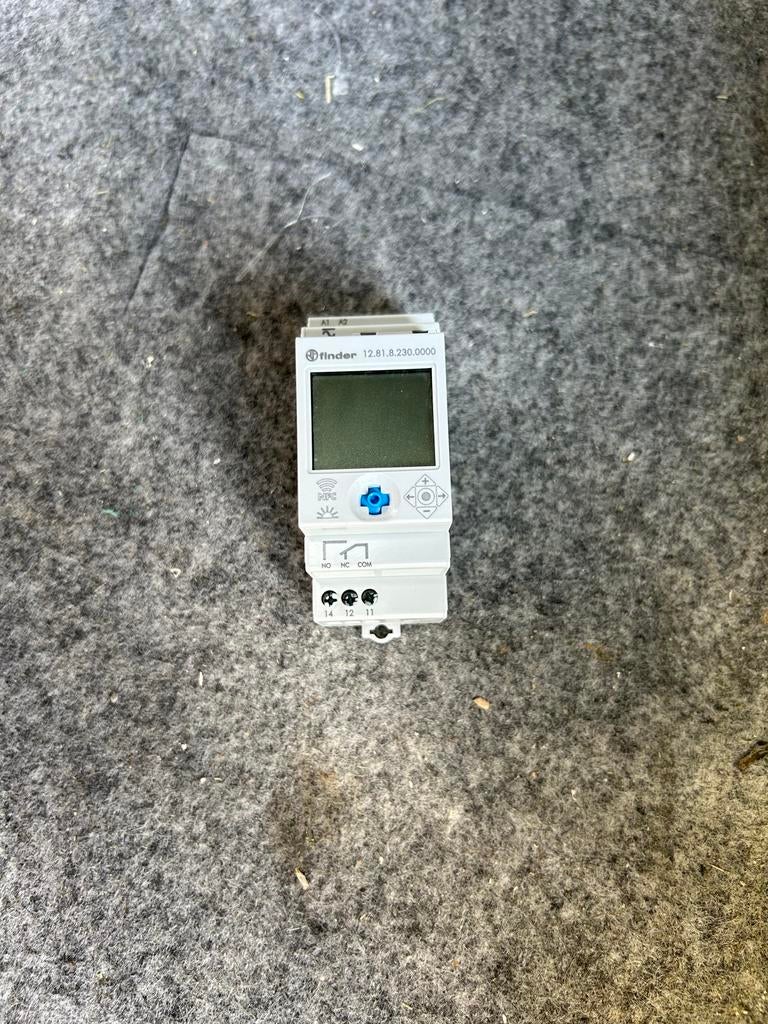 Finder Digitale Astro Klok 16A - Nieuw, Ophalen of Verzenden, Nieuw, Schakelaar