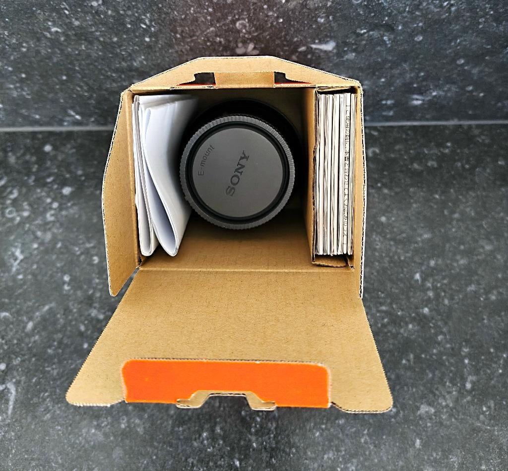 Te koop Sony FE 50mm  F1.8 primelens, Ophalen of Verzenden, Zo goed als nieuw, Standaardlens