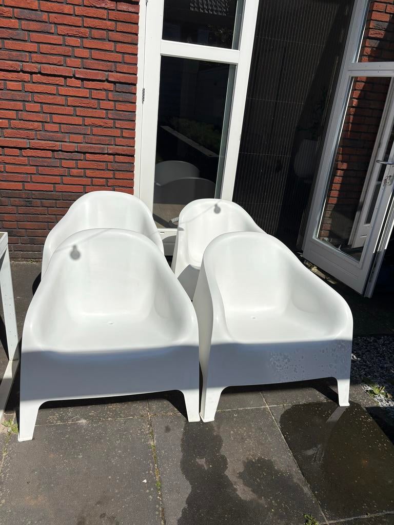 SKARPÖ IKEA Fauteuil wit 4 stuks, Ophalen, Nieuw, Kunststof, 75 tot 100 cm