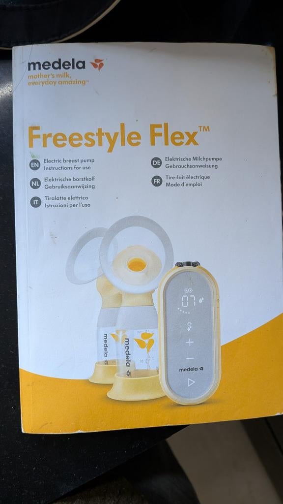 Zeer complete borstkolf Medela Freestyle Flex, Kinderen en Baby's, Babyvoeding en Toebehoren, Ophalen of Verzenden, Borstkolf