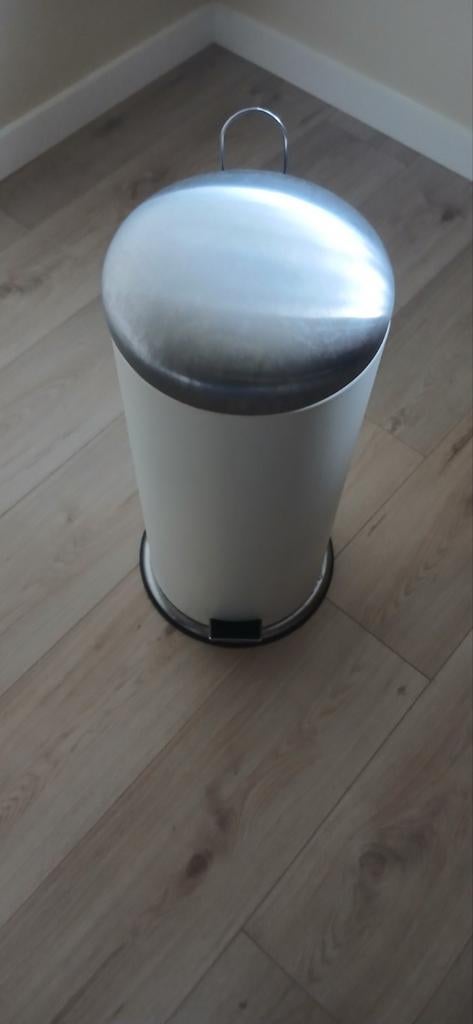 Ikea Prullenbak met Pedaal, Gebruikt, Met pedaal, Ophalen of Verzenden, Metaal