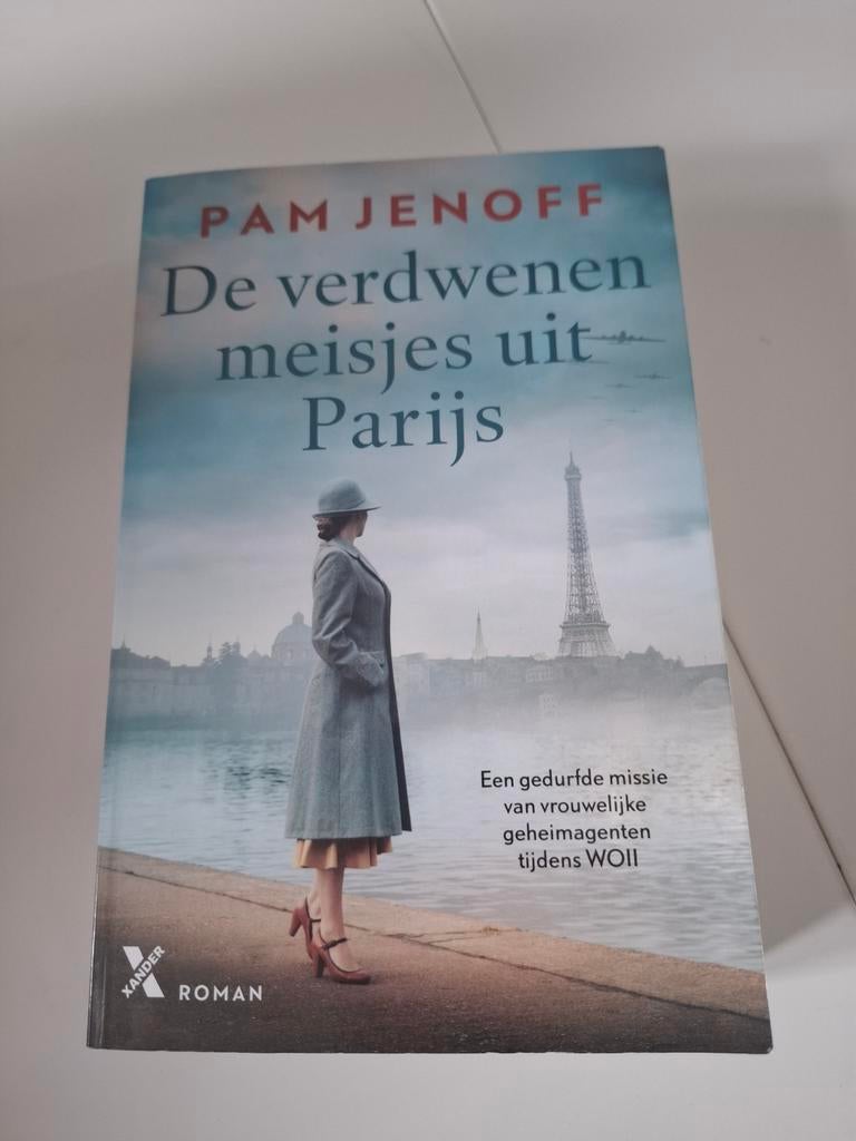 Pam Jenoff - De verdwenen meisjes uit Parijs, Boeken, Romans, Zo goed als nieuw, Ophalen of Verzenden