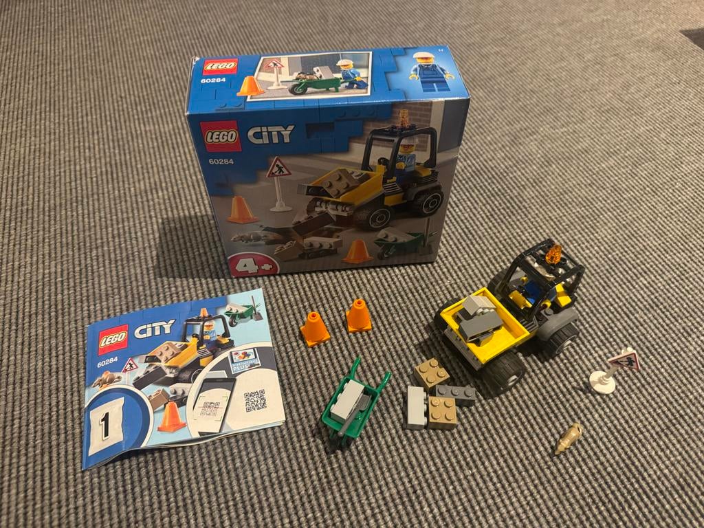 Lego City 60284 Wegenwerker met doos en instructies, Ophalen of Verzenden, Zo goed als nieuw, Complete set, Lego