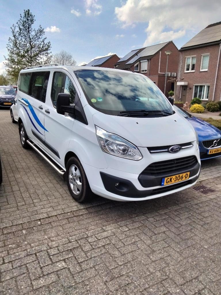Ford Transit 2.2 D 74KW Kombi 300 L2h2 2015 Wit, Auto's, Voorwielaandrijving, Euro 5, 241 €/maand, Wit