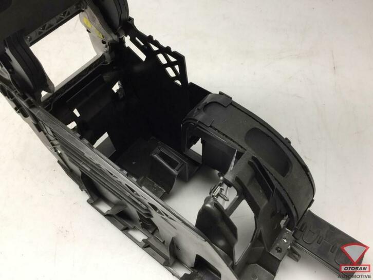 vw golf 6 armsteun stof 1k5864251c, Gebruikt, Volkswagen, Volkswagen AG, Berliner Ring 2
38440  Wolfsburg, DE