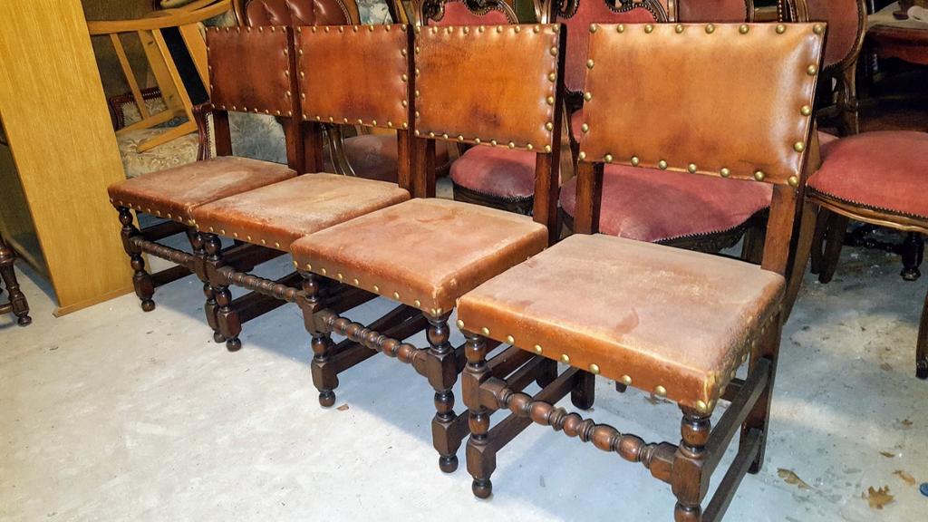 4.ANTIQUE Engelse kasteel stoelen, Antiek en Kunst, Antiek | Meubels | Stoelen en Banken, Ophalen