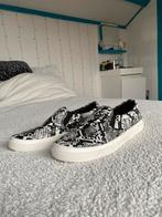 Slip-in instappers met slangenprint H&M maat 40(,5), Ophalen of Verzenden, Gedragen, Wit, Instappers