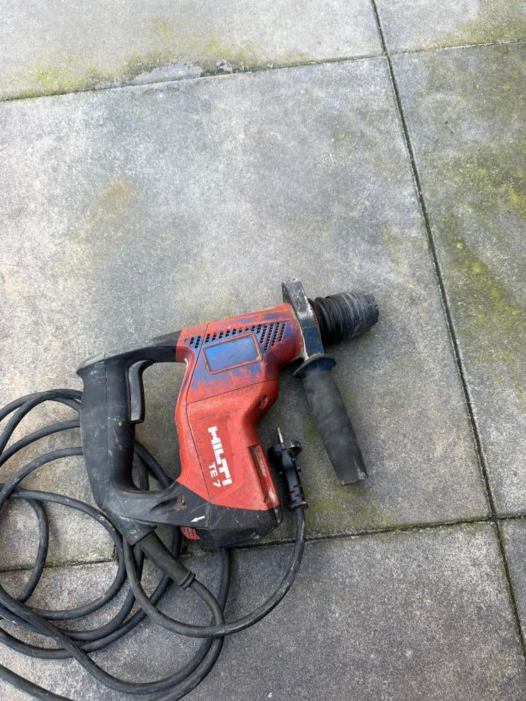 Hilti, Doe-het-zelf en Verbouw, Gereedschap | Boormachines, Ophalen of Verzenden, Zo goed als nieuw, Boor- en/of Breekhamer