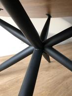Ronde eettafel met zwart metalen onderstel, Huis en Inrichting, Tafels | Eettafels, Ophalen, Gebruikt, 100 tot 150 cm, Vier personen