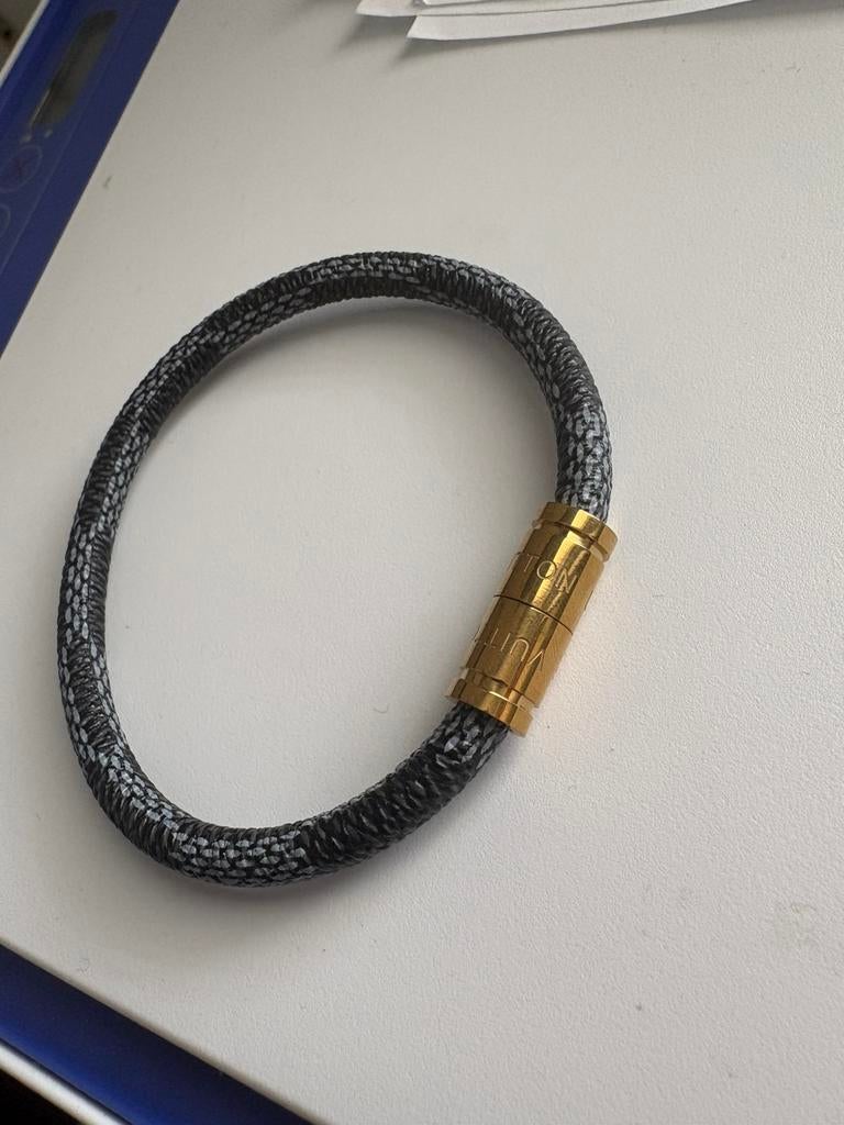 Lv armband, Ophalen of Verzenden, Zo goed als nieuw, Zwart, Leer