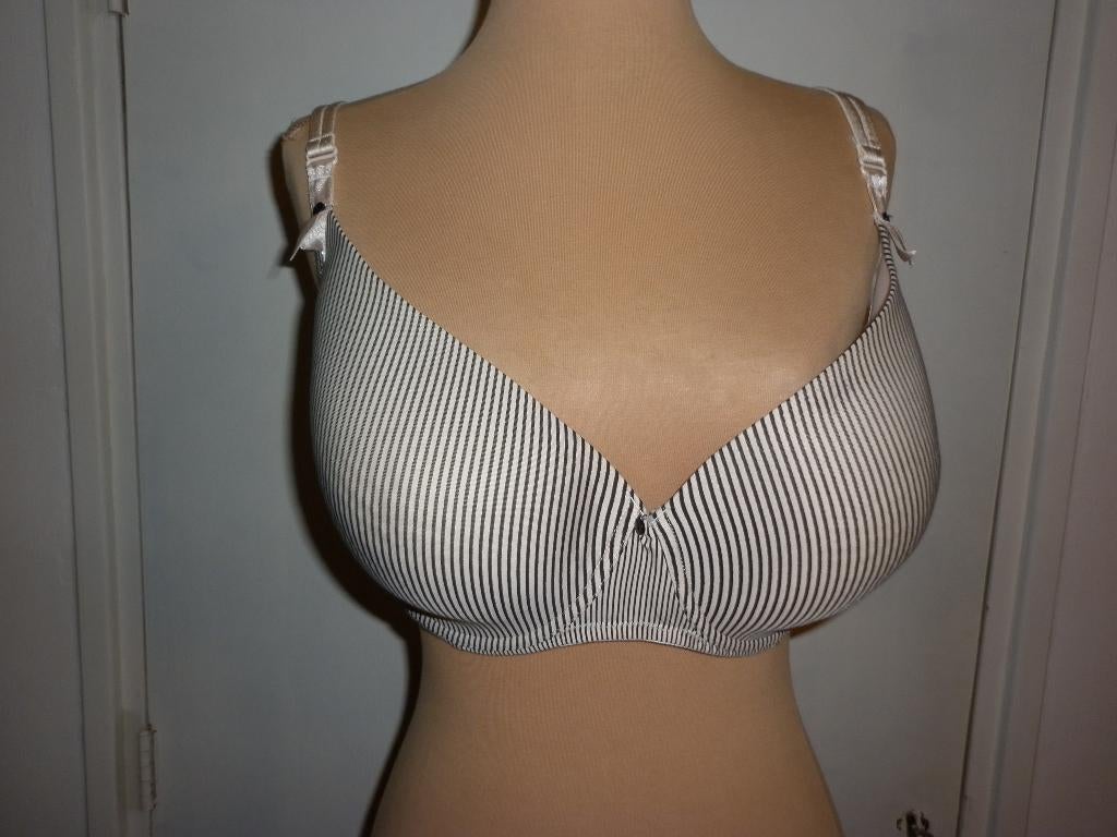 beugelBH maat 95E, Kleding | Dames, Ondergoed en Lingerie, Verzenden, Zwart, BH