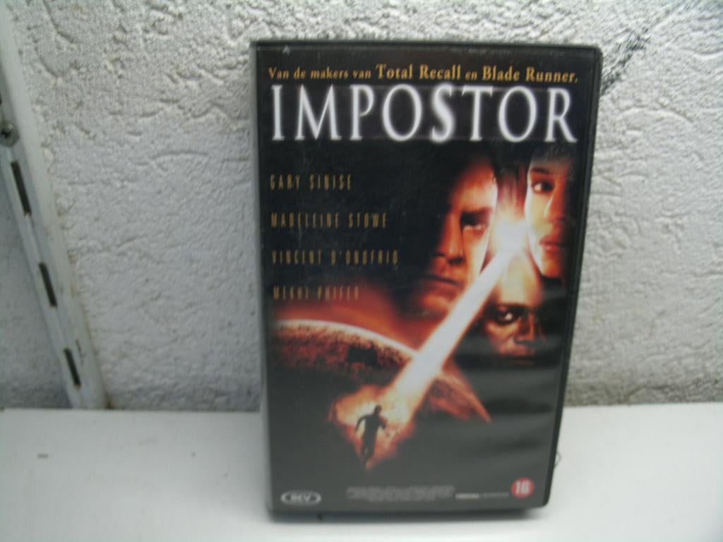 vhs 104b inpostor, Alle leeftijden, Ophalen of Verzenden, Zo goed als nieuw, Actie en Avontuur