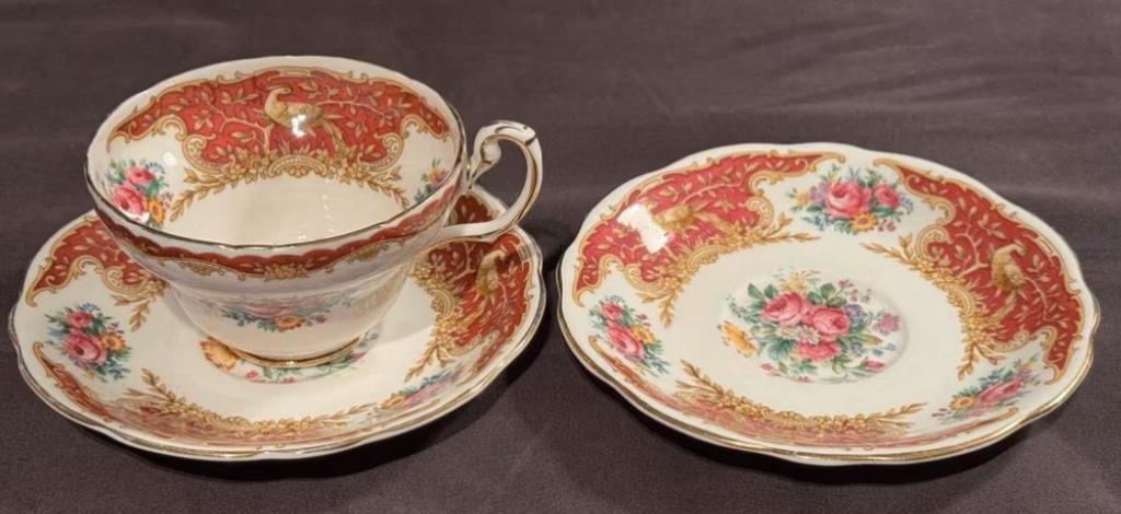 Eén kop en twee schotels - Coalport Montrose Pink, Antiek en Kunst, Ophalen of Verzenden