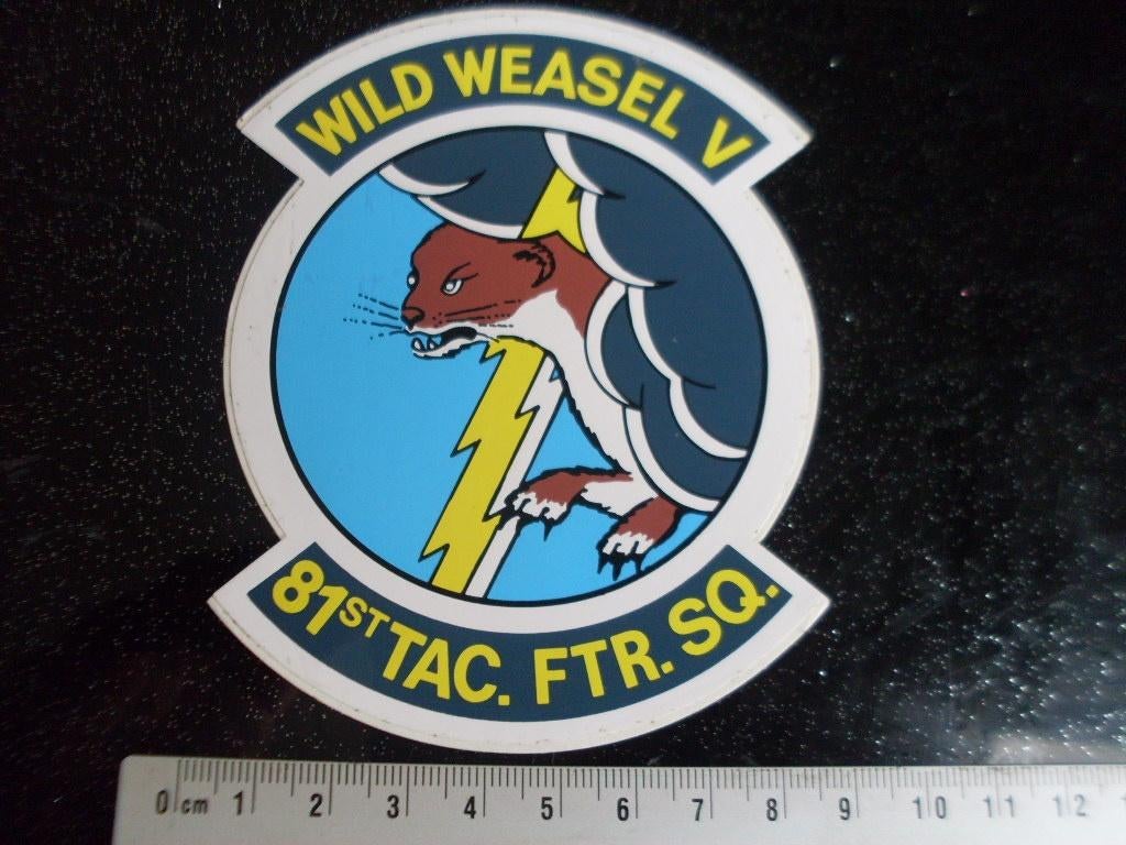 sticker 81st tac. ftr. squadron wild weasel V logo embleem, Verzenden, Zo goed als nieuw, Bedrijf of Vereniging