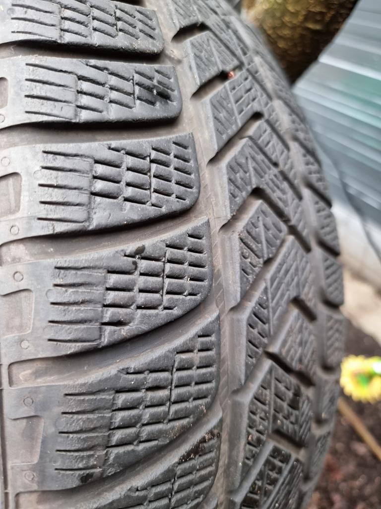 PIRELLI-SCORPION:Winterbanden 20 inch - 1 winter gebruikt, Ophalen, Gebruikt