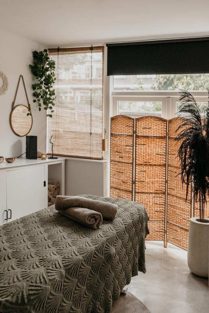 Werkruimte te huur in beautysalon Den Haag, Vacatures, Vacatures | Uiterlijke verzorging, Overige vormen, Overige uren