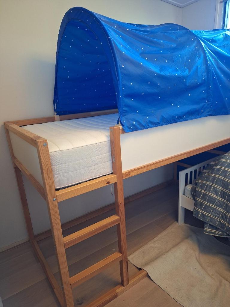 Ikea Kura bed met matras en bedtent, Ophalen, Eenpersoons, Wit, Zo goed als nieuw