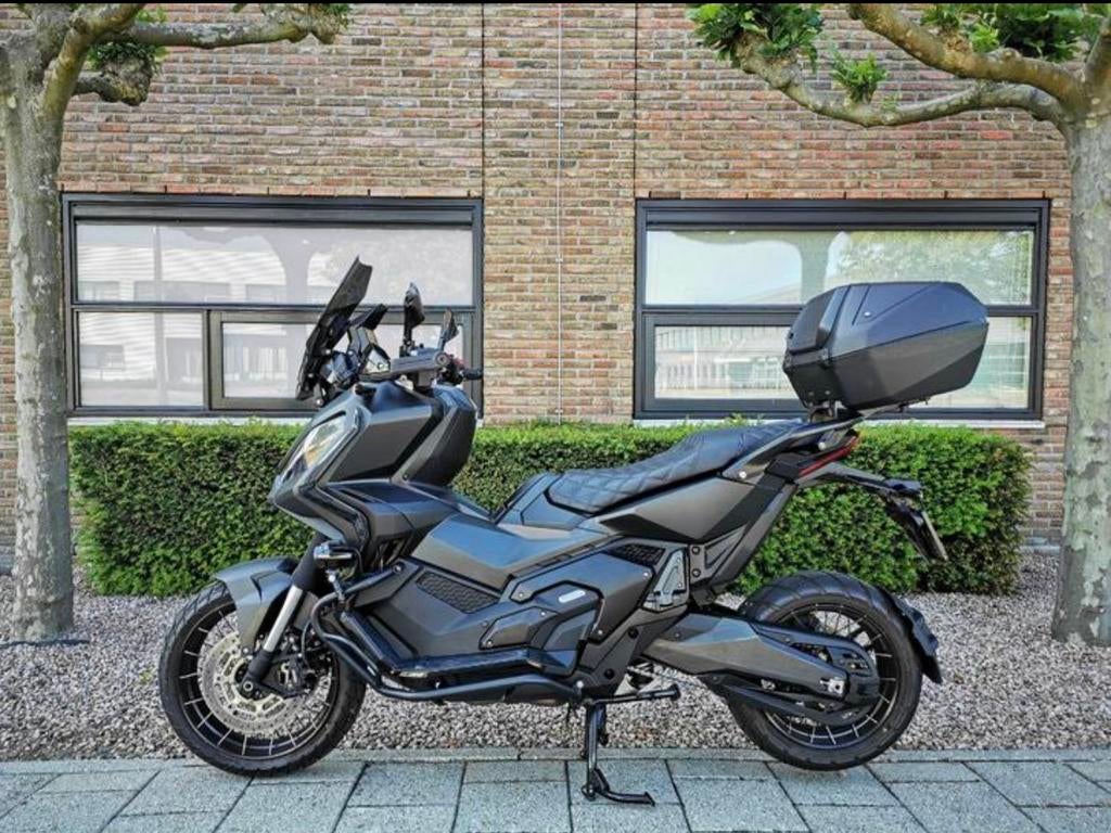 HONDA XADV 750 BLACK EDITION FULL OPTIONS!!, 750 cc, Motorrijbewijs A, Particulier, Meer dan 35 kW