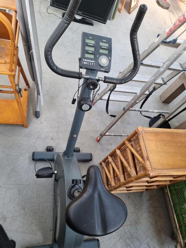 Hometrainer Dunlop Concept - Goede staat, Sport en Fitness, Fitnessapparatuur, Gebruikt, Hometrainer, Benen, Metaal, Ophalen