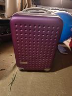 Essentials paarse handbagage koffer met wieltjes, Ophalen, Wieltjes, Gebruikt, 50 tot 60 cm