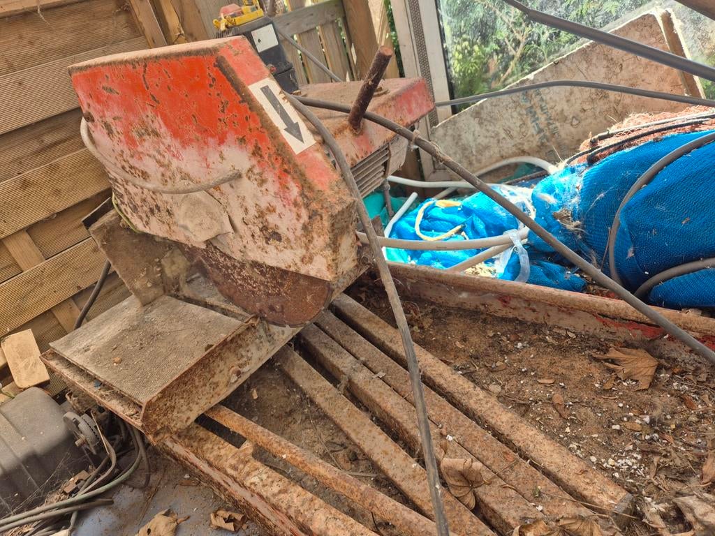 Robuuste Steen Tegel Zaagmachine - Ideaal voor bouwprojecten, Doe-het-zelf en Verbouw, Gereedschap | Zaagmachines, Ophalen, Gebruikt