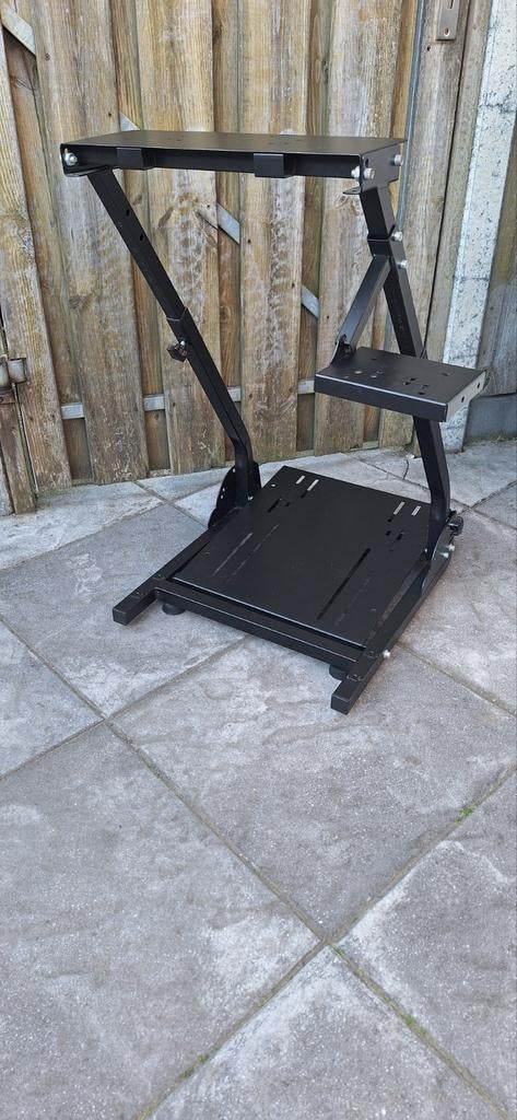 Race stuur standaart/houder, Spelcomputers en Games, Spelcomputers | Overige Accessoires, Zo goed als nieuw, Houder/standaard