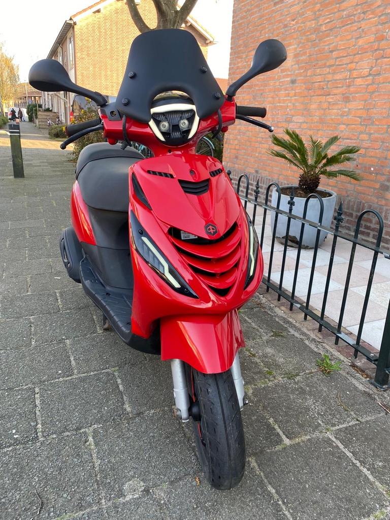Piaggio Zip 4T IGET, Fietsen en Brommers, Ophalen of Verzenden, Gebruikt, Benzine, Zip